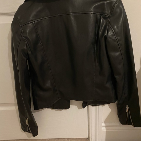 Faux Leather H&M biker jacket - Picture 2 of 4